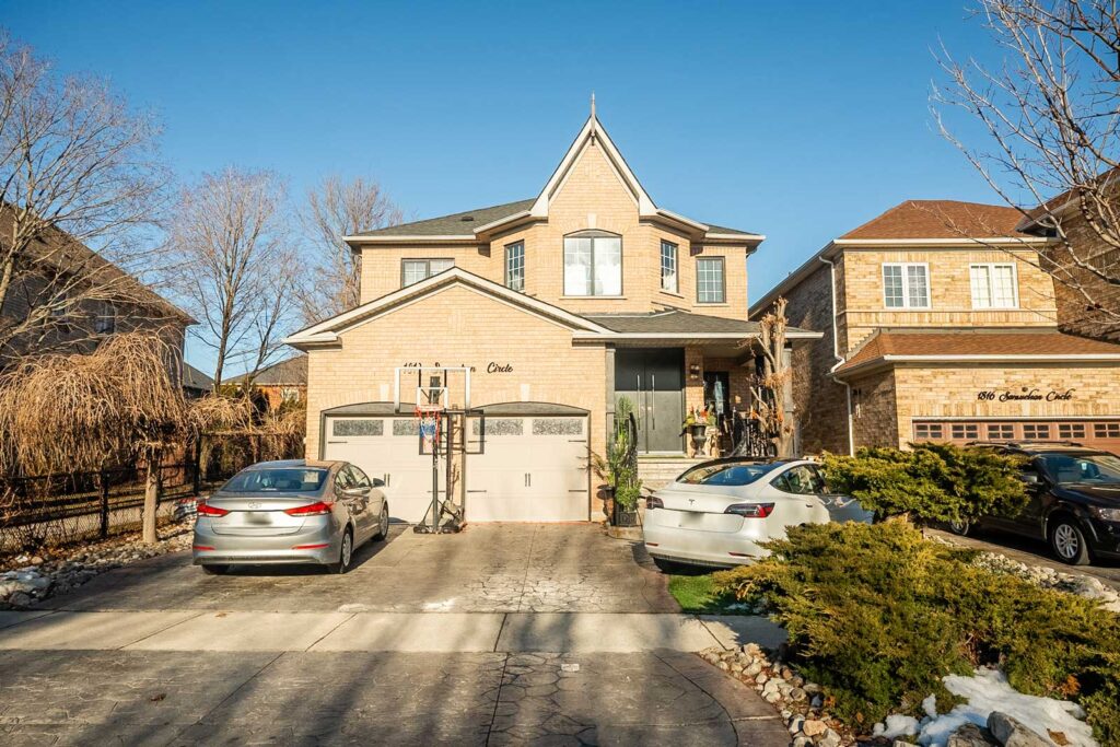 Condo services in toronto